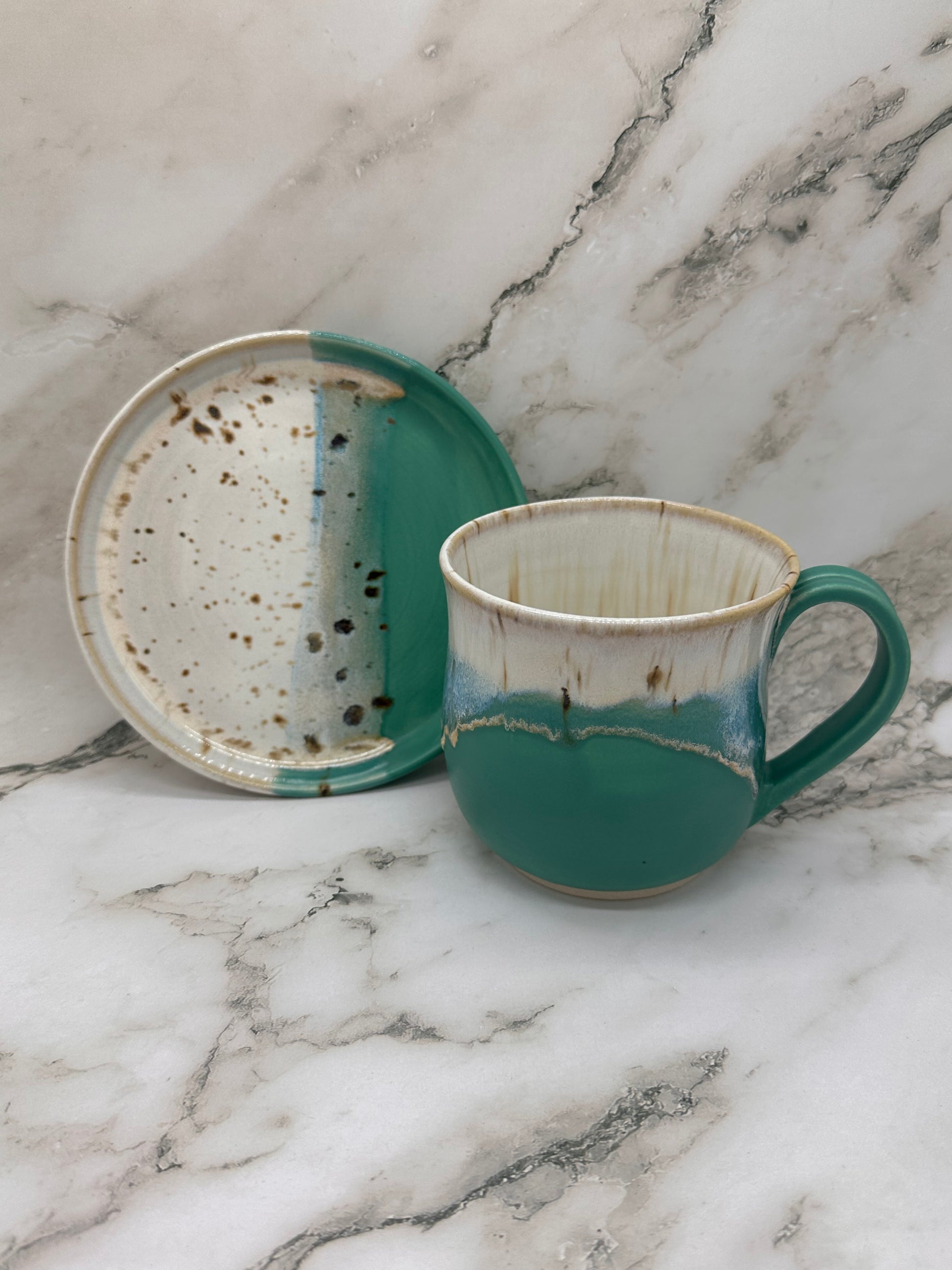 Teal beach ‘Tea and cake’