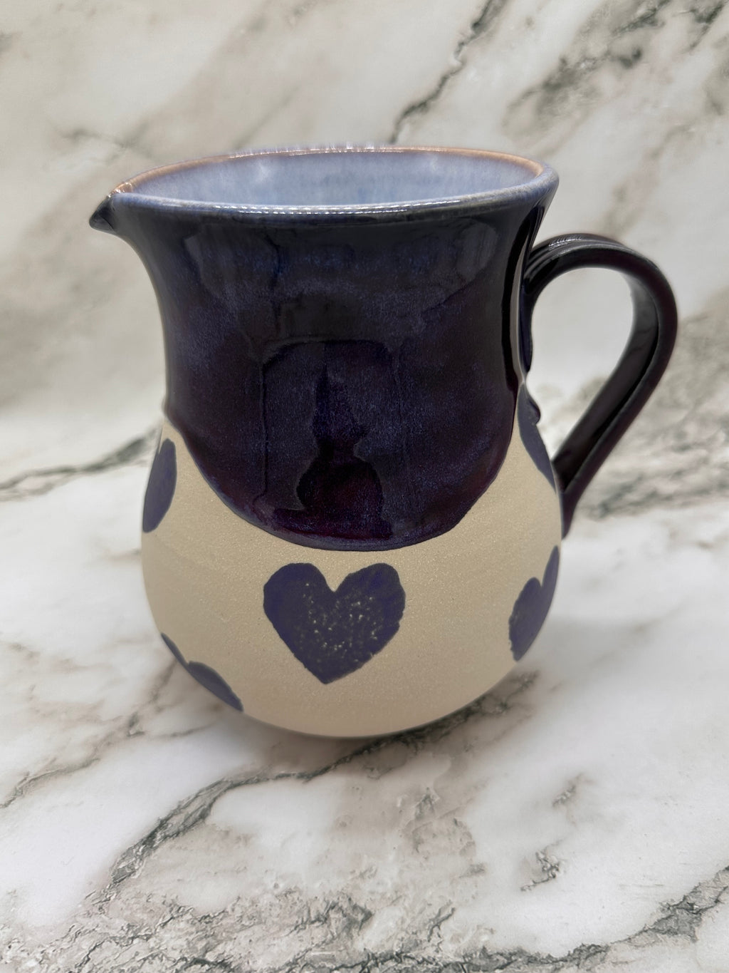 Heart print large jug