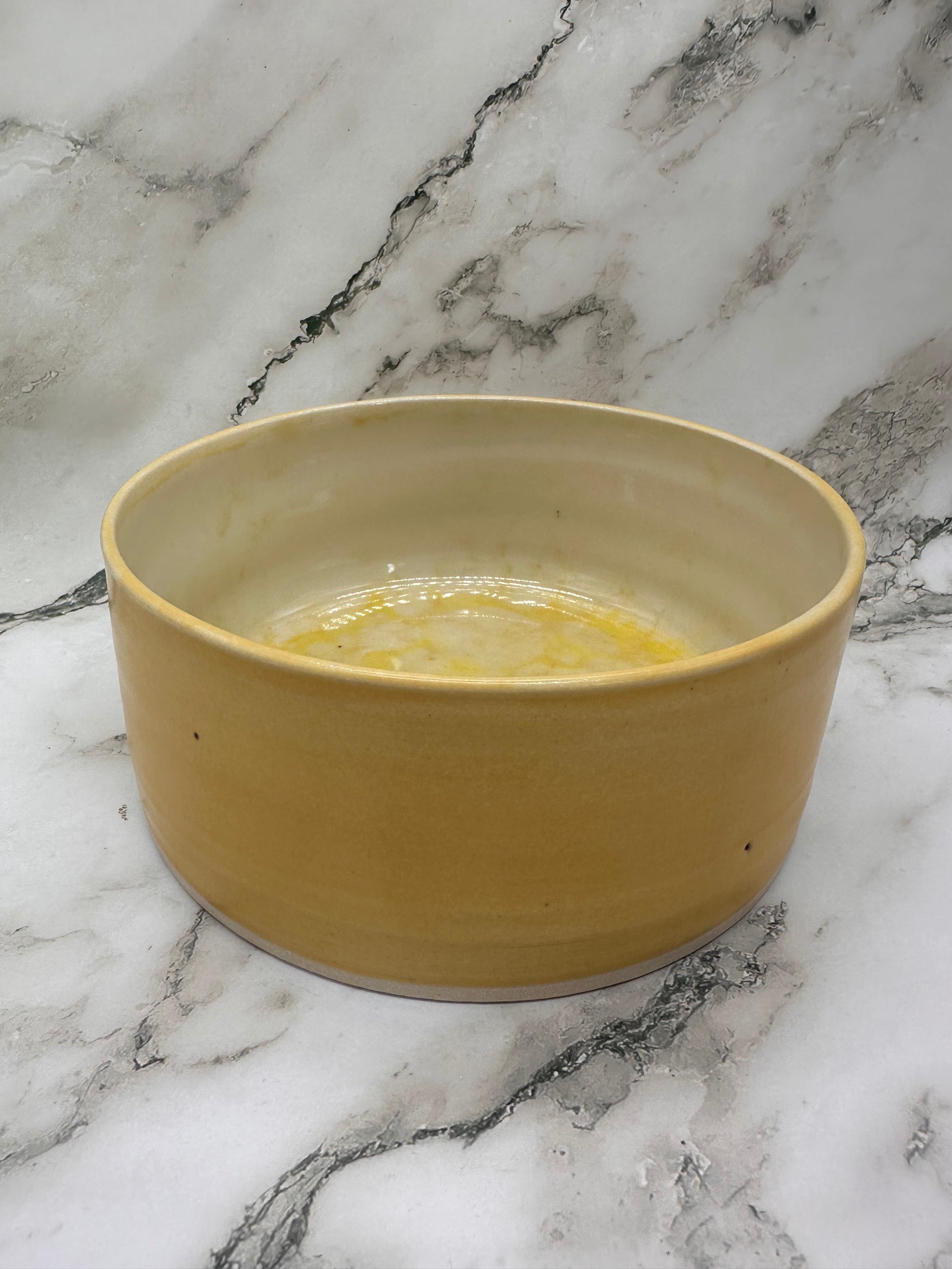 Large ‘bubble’ dog bowl (Yellow)